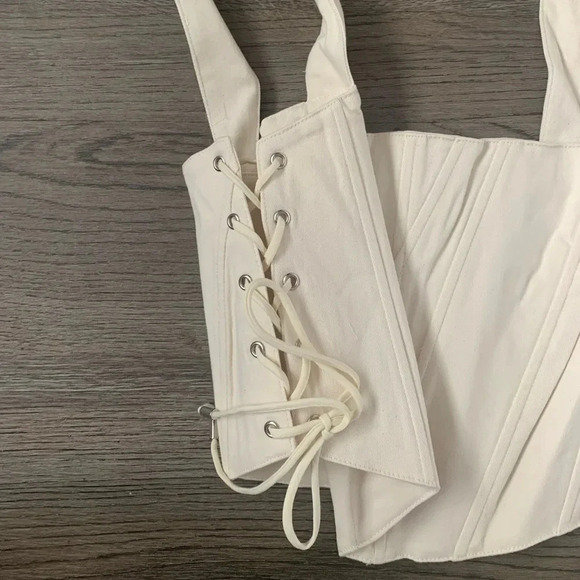 Moon River Lace Up Corset Crop‎ Top - Size M - Cream - NWT - Picture 5 of 10